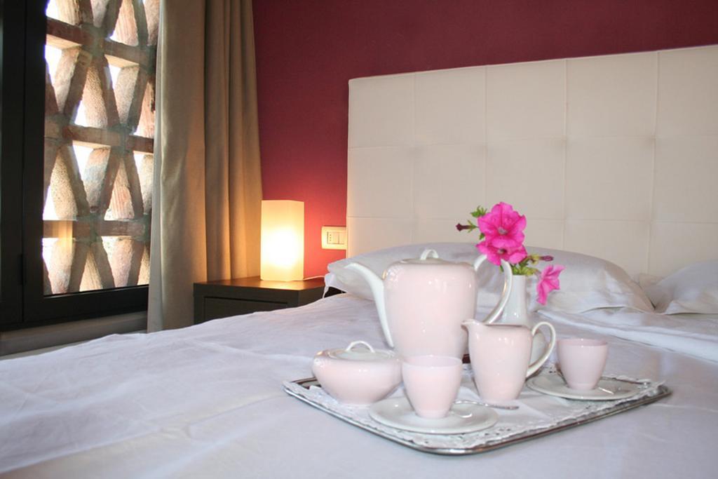 Il Poggiolo Delle Rose Bed&Breakfast Tavarnuzze Room photo